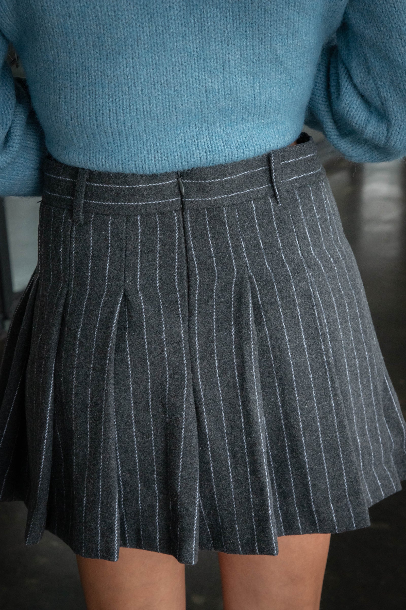 スカート ANDMARY Zoey pleats mini skirt gray JX Ana Mary Brushed Skirt | The Latest Scoop