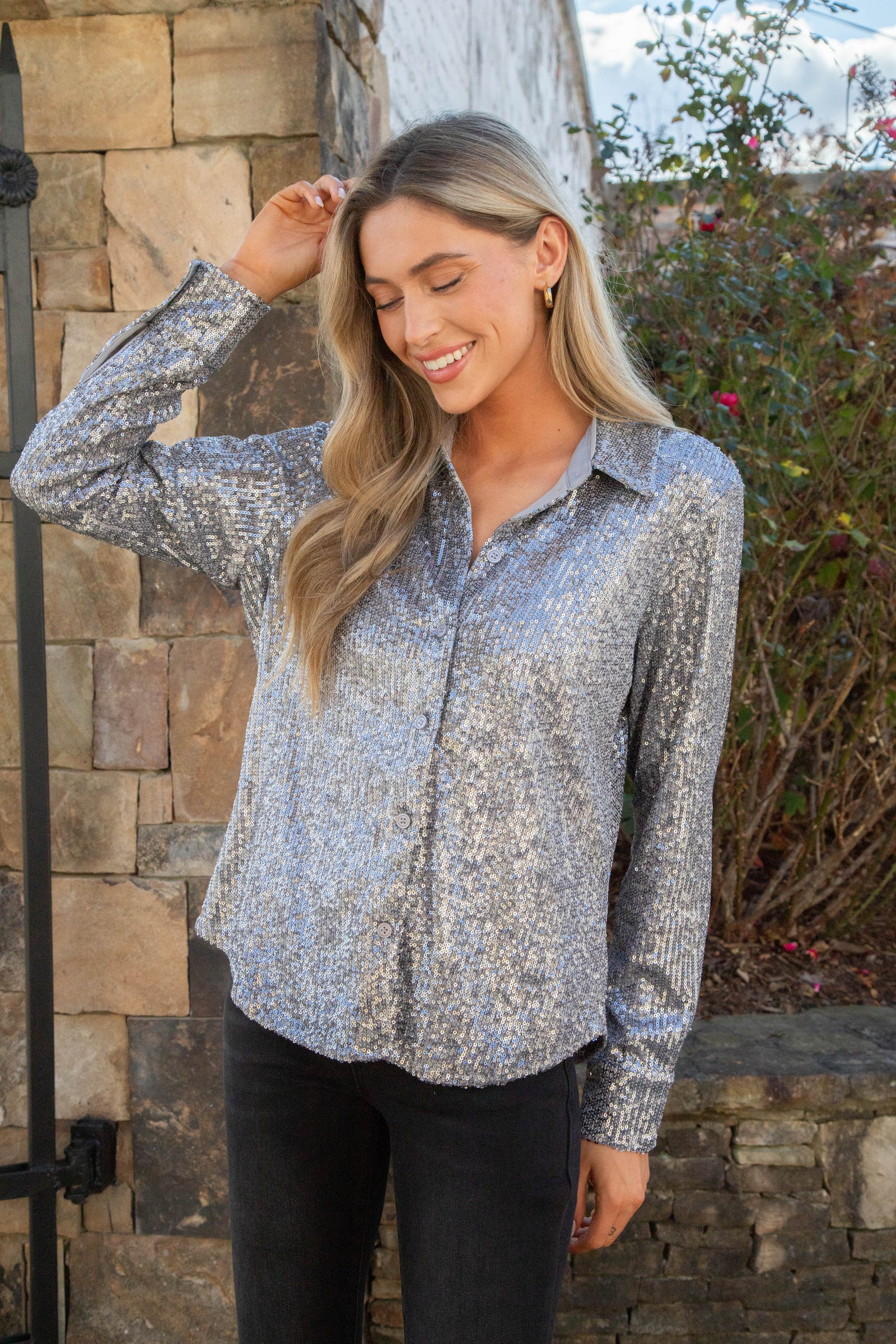 (取寄) サンクチュアリ レディース レディエント シークイン シャツ Sanctuary women Radiant Sequin Shirt Gunl Radiant Sequin Shirt, Gunmetal | Sanctuary – North & Main