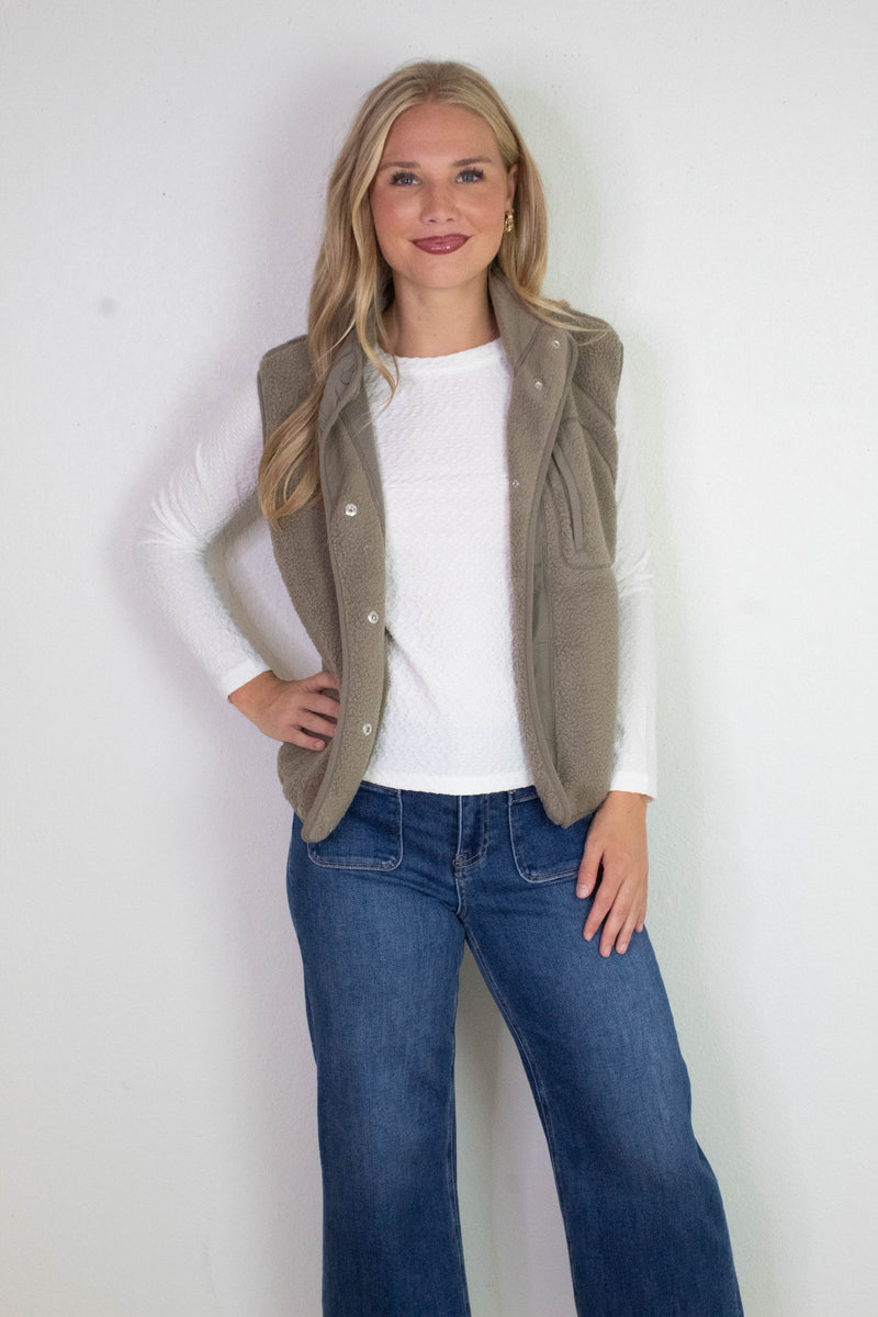Elena Fleece Button Up Vest, Olive