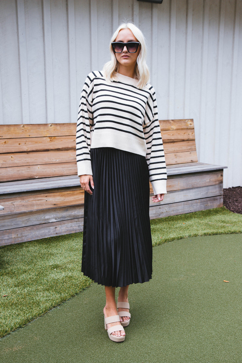 Everyday Pleated Satin Skirt, Black | Sanctuary