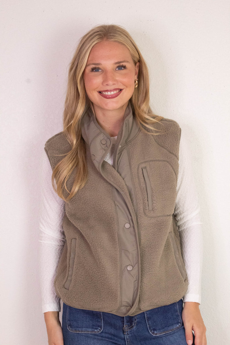 Elena Fleece Button Up Vest, Olive