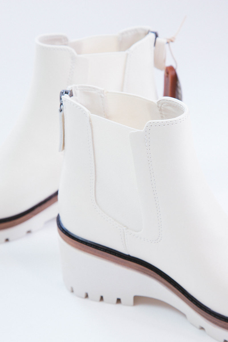 Sefi Chelsea Boot, Bone