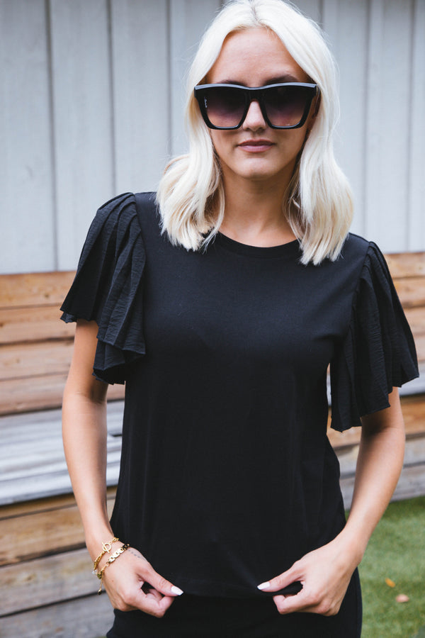Sissy Pleated Sleeve Tee, Black | Velvet Heart