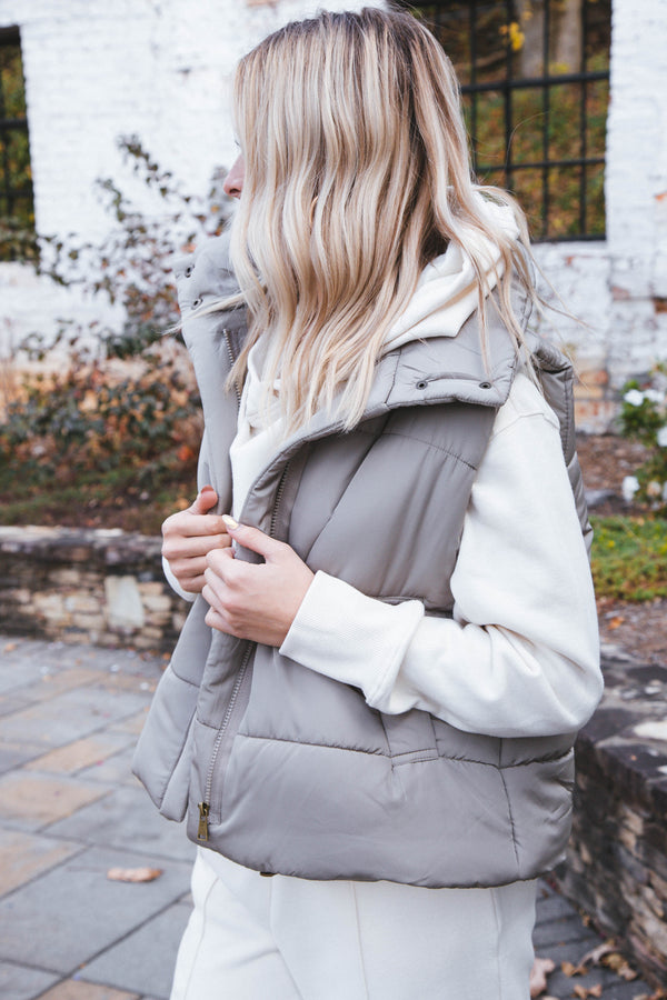 Jalyssa Zip Up Puffer Vest, Light Mocha