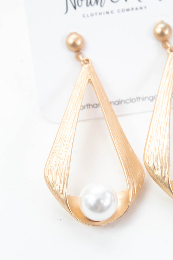 Dani Geometric Drop Pearl Earring, Gold