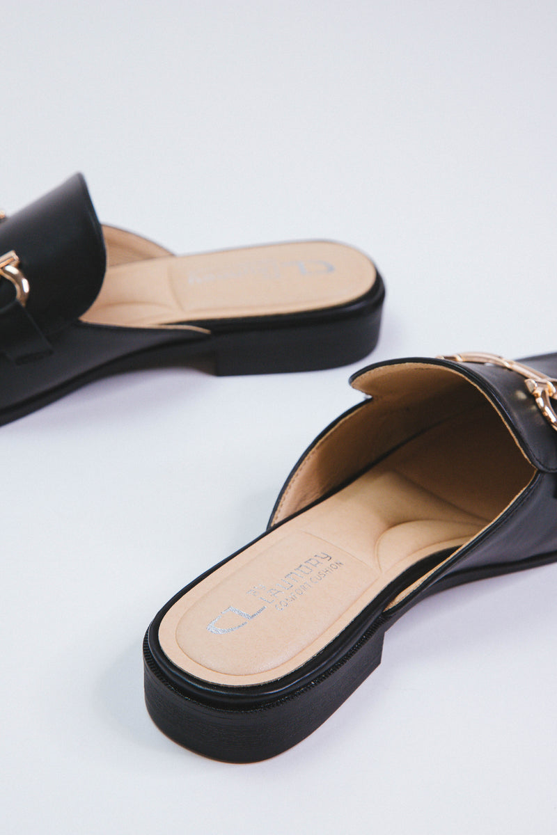 Score Pointed Toe Loafer, Black | CL by Chinese Laundry
