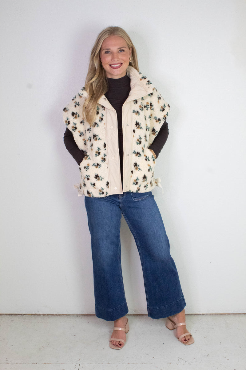 Naomi Floral Oversized Sherpa Vest, Ivory Multi