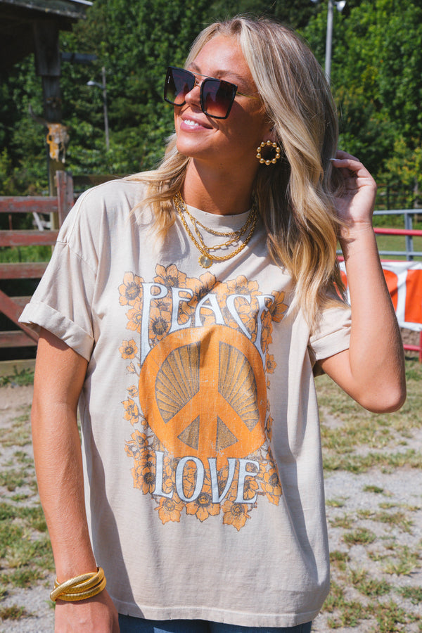 Peace Love Tee, Sand | Girl Dangerous