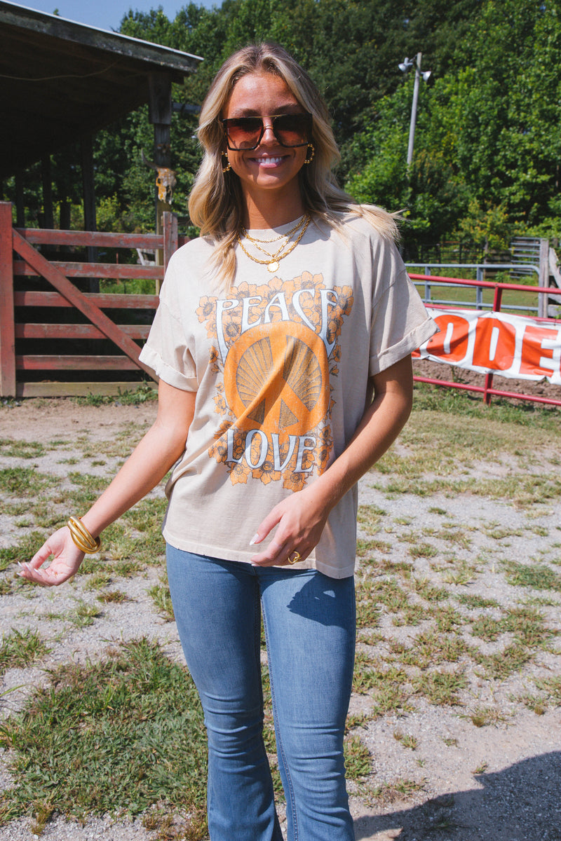 Peace Love Tee, Sand | Girl Dangerous