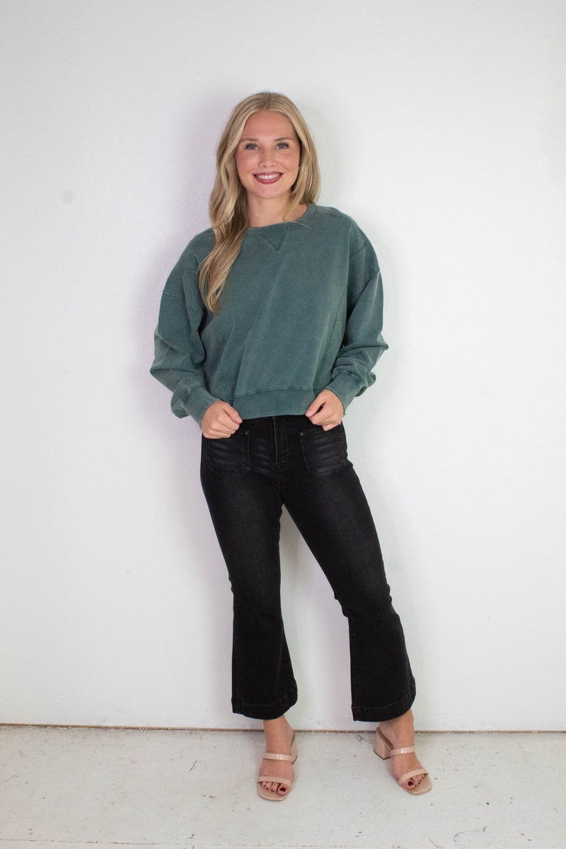 Amelia Patch Pocket Ankle Flare Jeans, Black