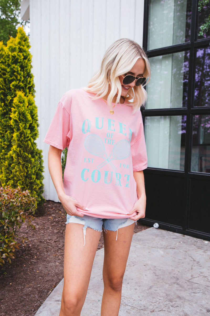 Queen Of The Court Graphic Tee, Coral