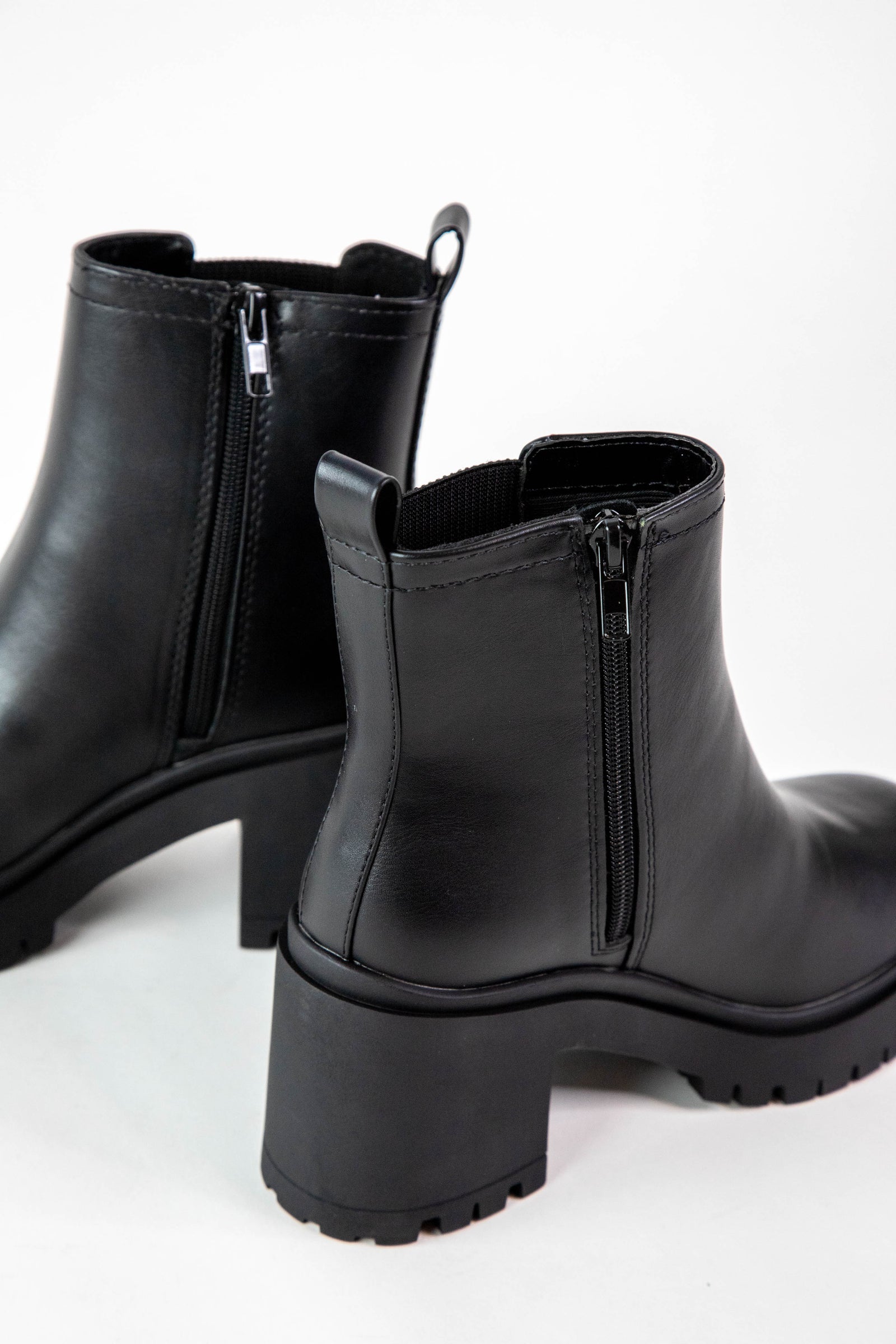 Walrus Platform Chelsea Boot, Black PU – North & Main