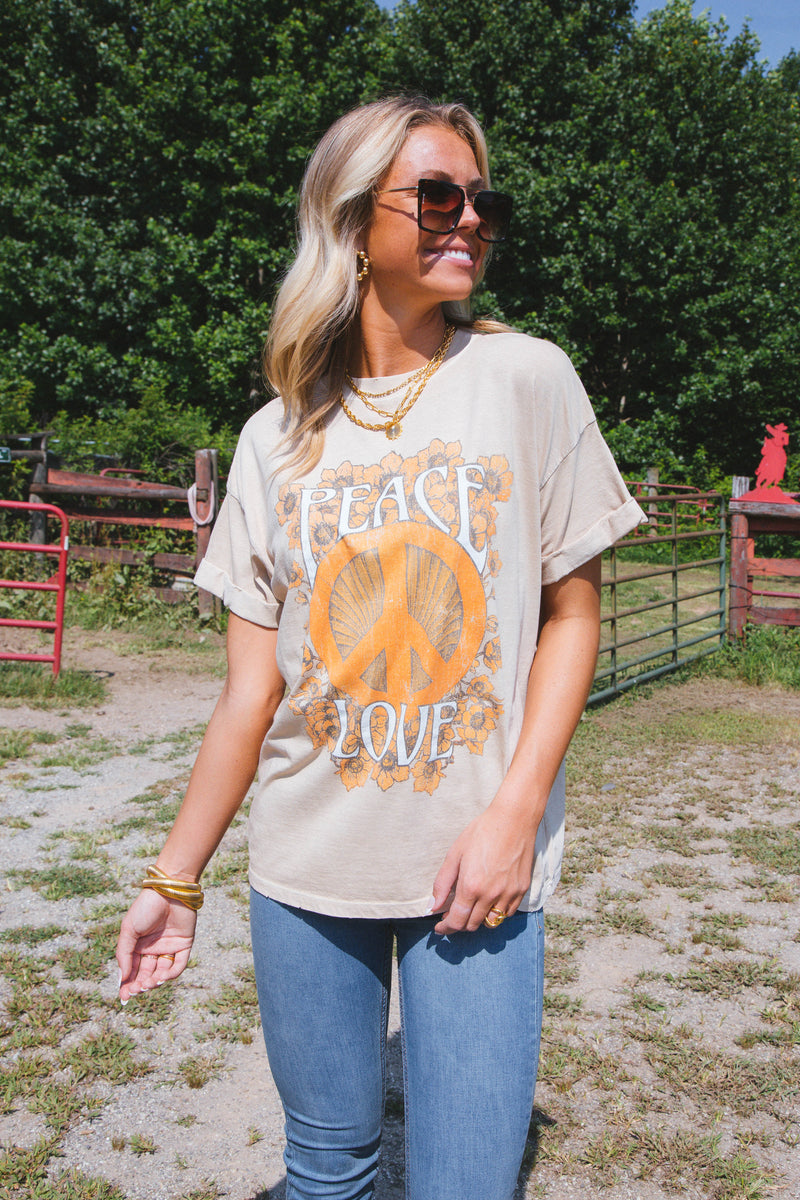Peace Love Tee, Sand | Girl Dangerous