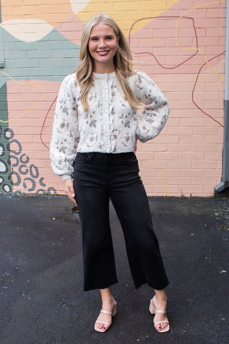 Sierra Almost Crop Jeans, Washed Black
