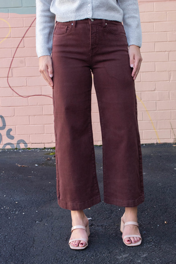 Journee High Rise Adjustable Waists Jeans, Chocolate Brown