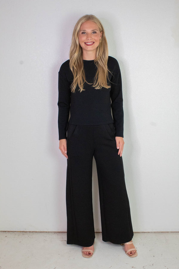 Airessentials Wide Leg Track Pant, Very Black | SPANX