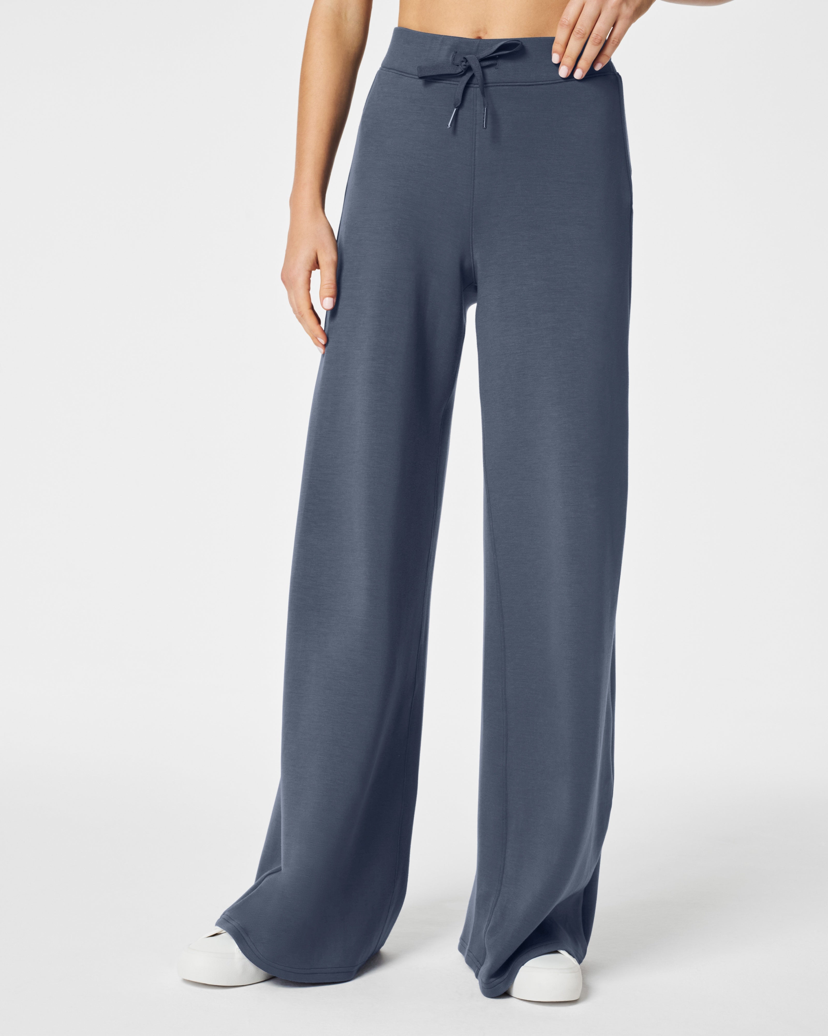 【INCHANT ME】[unisex] Summer pintuck wide jogger pants Split Hem Pintuck Zip Detail Wide Leg Jogger | boohoo