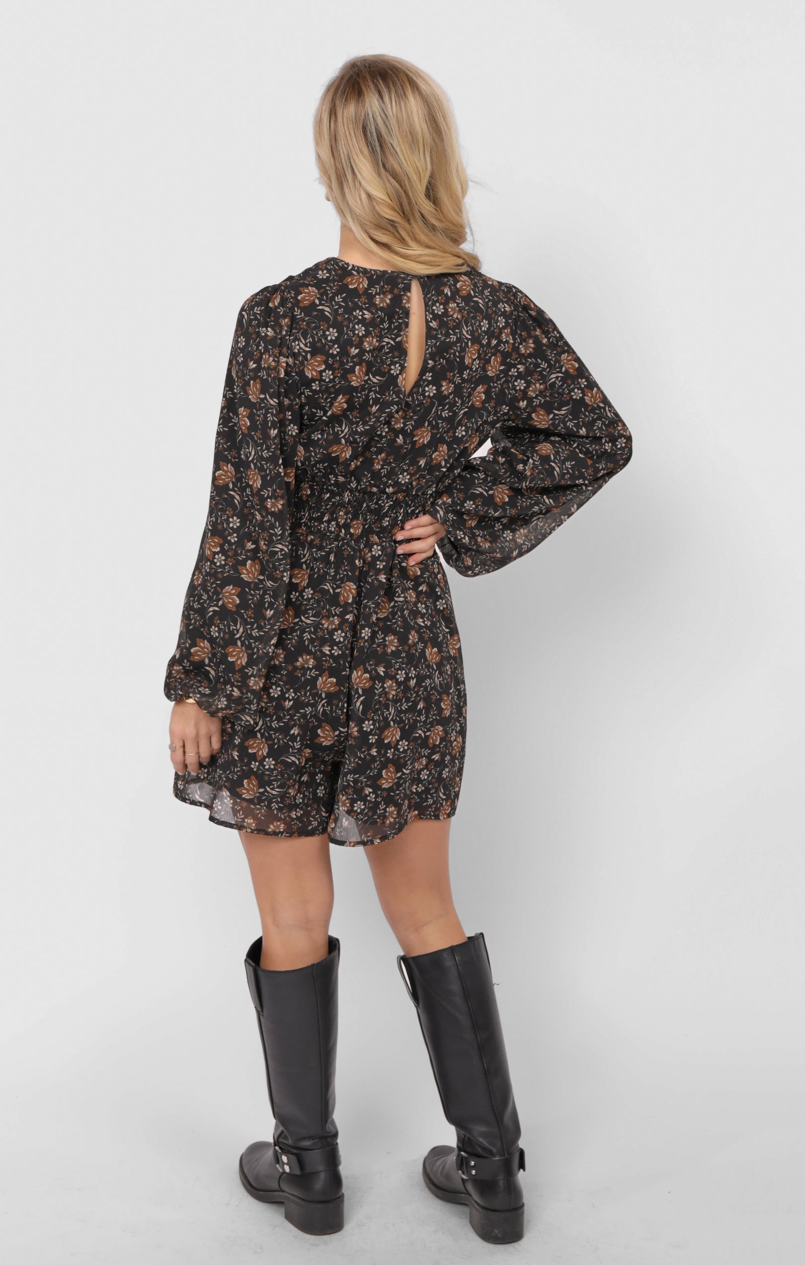 Timeless Flowy Elastic Waist Romper, Black Multi | Sadie & Sage  North &  Main Clothing Company