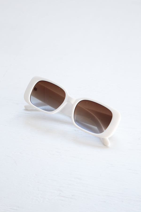 Penelope Plastic Sunglasses, White