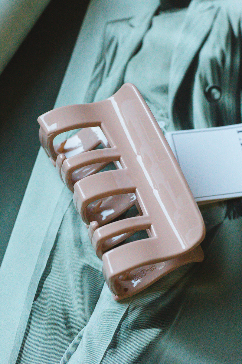 Hannah Hair Claw, Beige