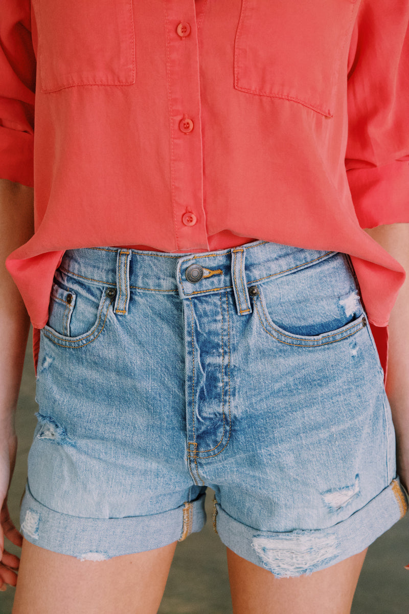 Olivia Ultra High Rise Mom Short, Moonshine Light