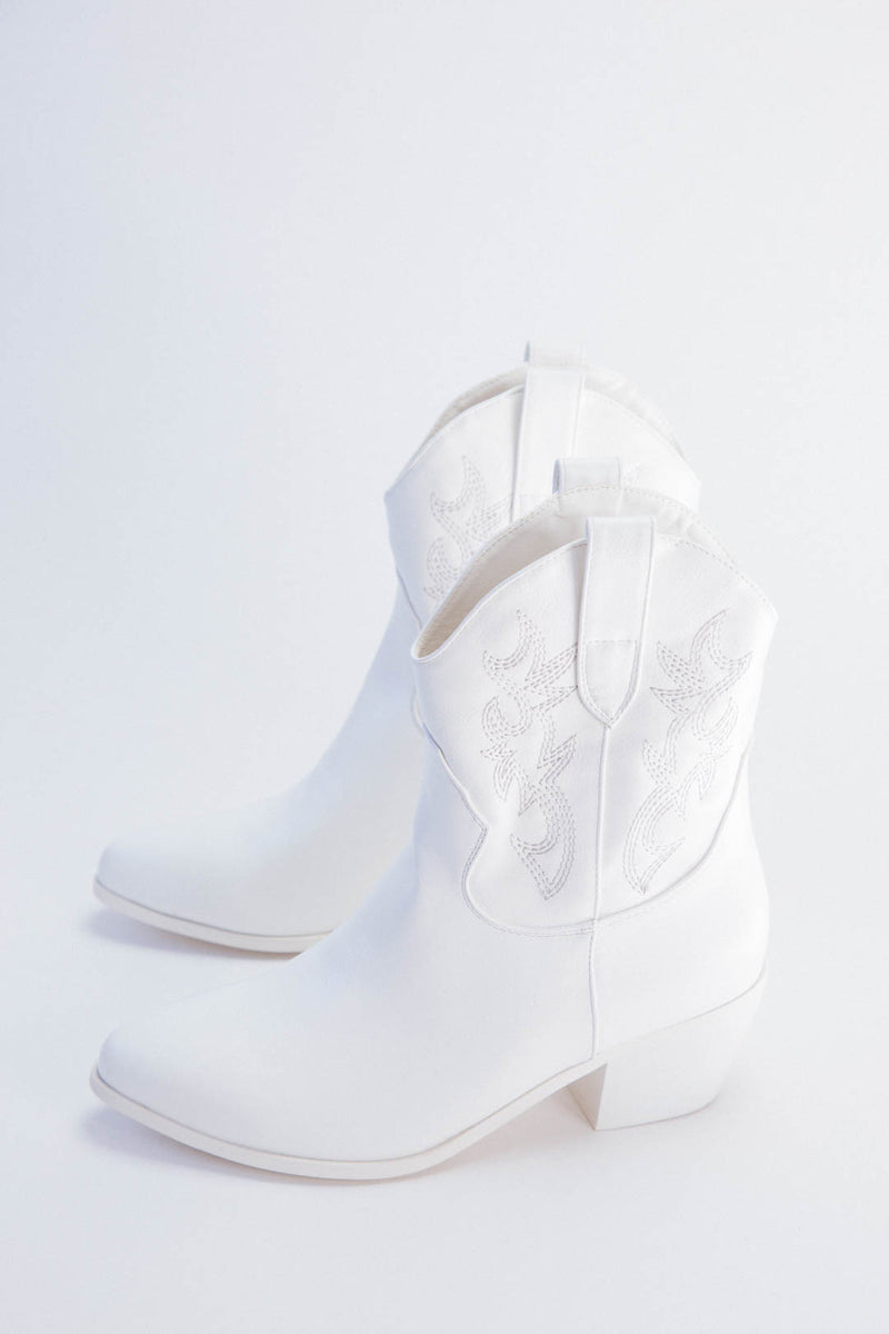 Umeri Western Boot, White Casual | Billini