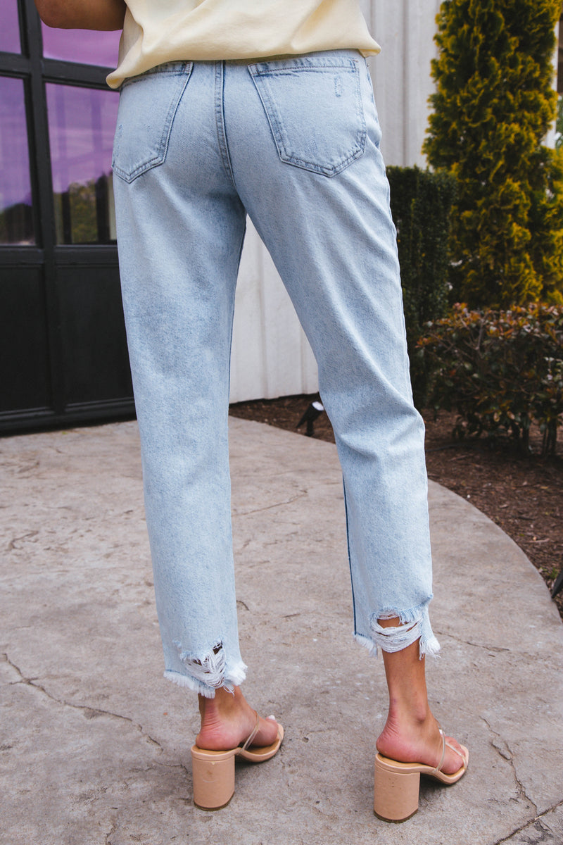 Archer High Rise Mom Jeans, Light Wash