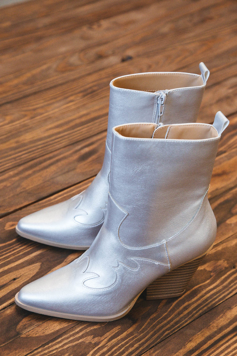Romi Western Boot, Silver Crinkle