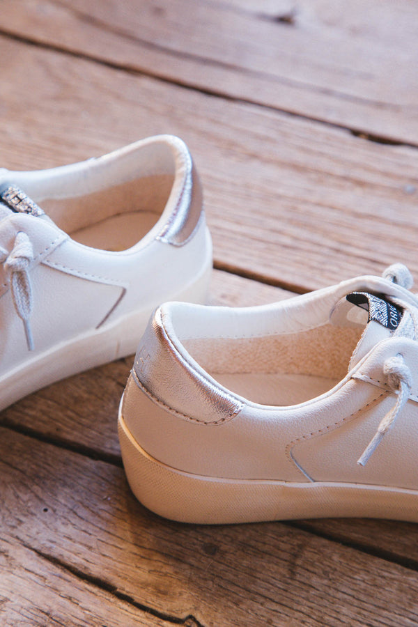 Magneev Low Top Sneaker, White Multi | Vintage Havana