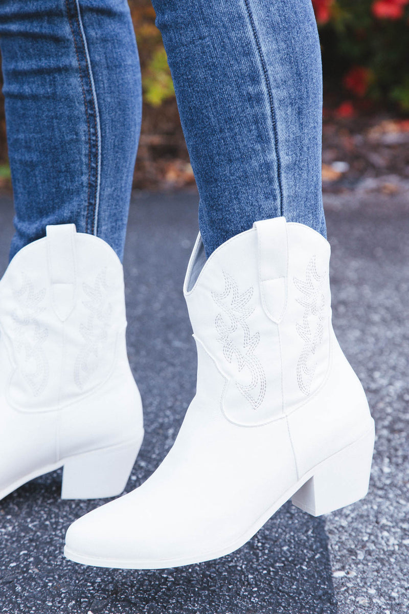 Umeri Western Boot, White Casual | Billini